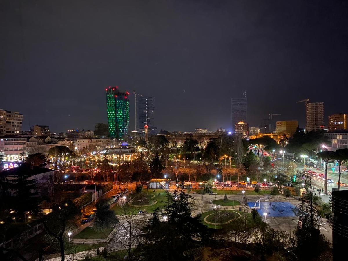 Amo Tower Tirana Center Leilighet Eksteriør bilde
