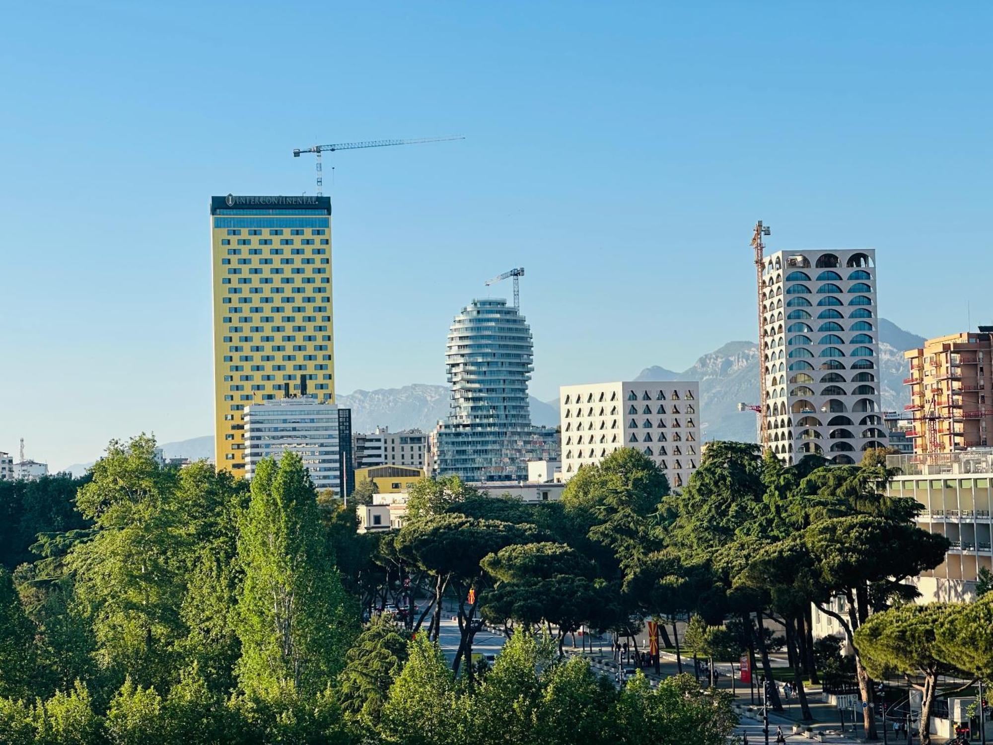 Amo Tower Tirana Center Leilighet Eksteriør bilde
